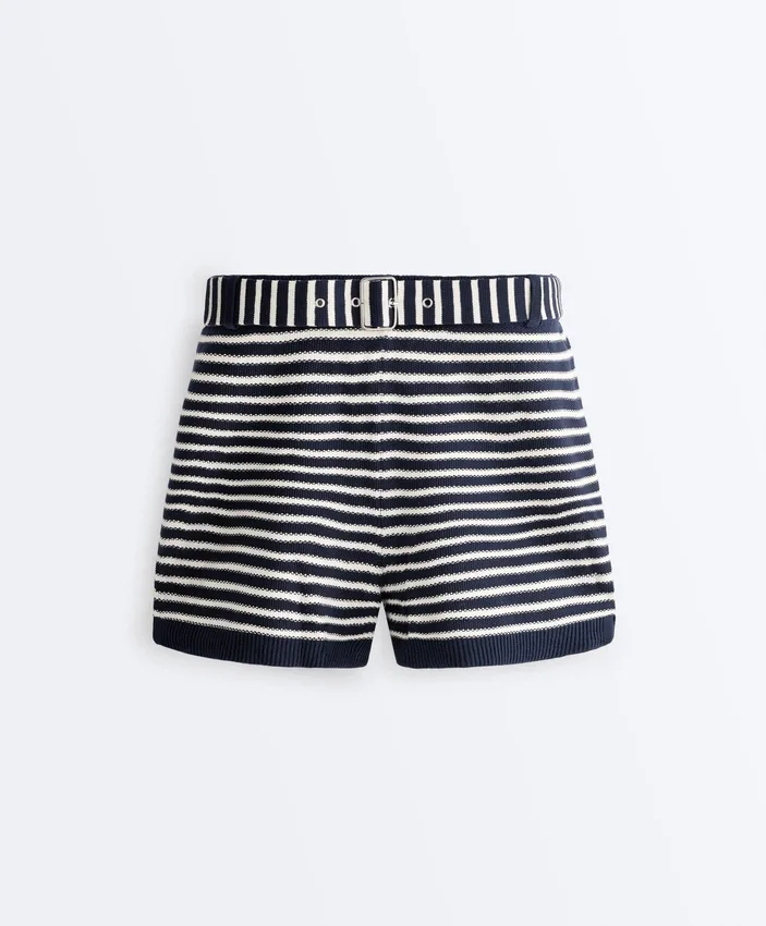 Pantaloni scurți din tricot cu dungi, cu curea din bumbac 100% Pantaloni scurți din tricot cu dungi, cu curea din bumbac 100%