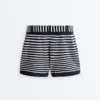 Pantaloni scurți din tricot cu dungi, cu curea din bumbac 100% Pantaloni scurți din tricot cu dungi, cu curea din bumbac 100%