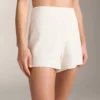 Pantaloni scurți din tricot spălat