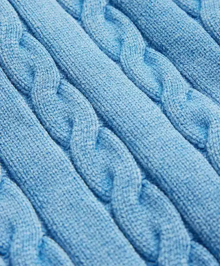 Pantaloni scurți din tricot spălat cu model împletit Pantaloni scurți din tricot spălat cu model împletit