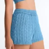Pantaloni scurți din tricot spălat cu model împletit Pantaloni scurți din tricot spălat cu model împletit