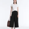Pantaloni scurți Soft Touch cu croi larg, cu textură moale, din modal și cu pliuri Pantaloni scurți Soft Touch cu croi larg, cu textură moale, din modal și cu pliuri