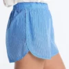Pantaloni scurți tehnici cu dungi Pantaloni scurți tehnici cu dungi