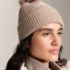 Pălărie din tricot cu pompon, din amestec de lână Pălărie din tricot cu pompon, din amestec de lână
