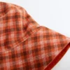 Pălărie reversibilă din bumbac cu imprimeu în carouri Pălărie reversibilă din bumbac cu imprimeu în carouri
