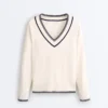 Pulover din tricot cu decolteu în V în culori contrastante Pulover din tricot cu decolteu în V în culori contrastante