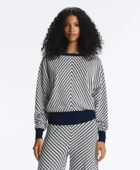 Pulover din tricot cu dungi diagonale Pulover din tricot cu dungi diagonale