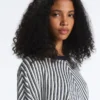 Pulover din tricot cu dungi diagonale Pulover din tricot cu dungi diagonale