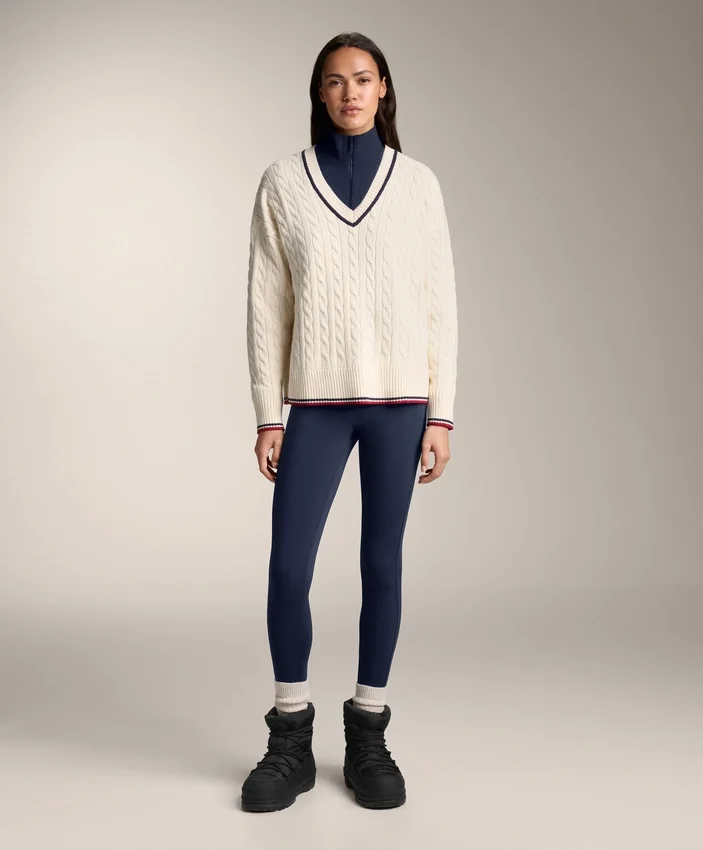 Pulover din tricot cu guler în V și mini-cabluri Pulover din tricot cu guler în V și mini-cabluri