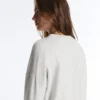 Pulover din tricot cu guler rotund Pulover din tricot cu guler rotund