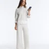 Pulover din tricot cu guler rotund Pulover din tricot cu guler rotund