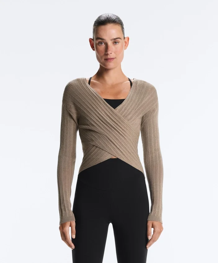 Pulover din tricot fin cu nervuri Pulover din tricot fin cu nervuri