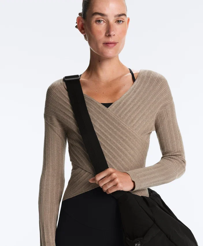Pulover din tricot fin cu nervuri Pulover din tricot fin cu nervuri