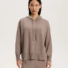 Pulover lung din tricot cu glugă Pulover lung din tricot cu glugă