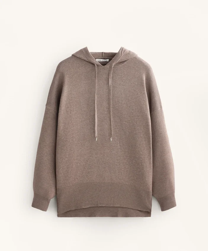 Pulover lung din tricot cu glugă Pulover lung din tricot cu glugă