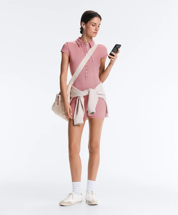 Salopeta de pantaloni scurți Comfortlux cu dungi Salopeta de pantaloni scurți Comfortlux cu dungi