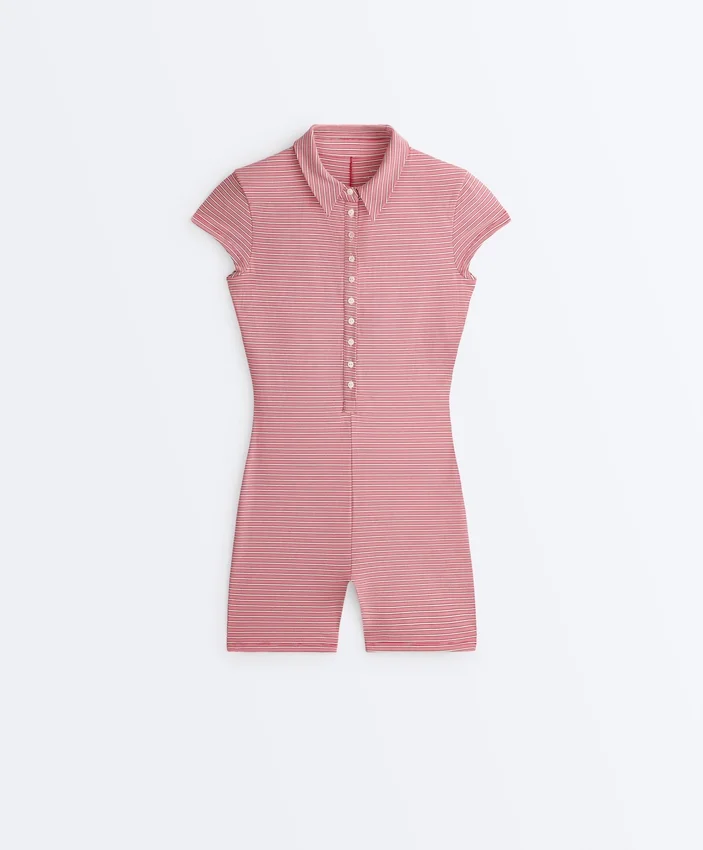 Salopeta de pantaloni scurți Comfortlux cu dungi Salopeta de pantaloni scurți Comfortlux cu dungi