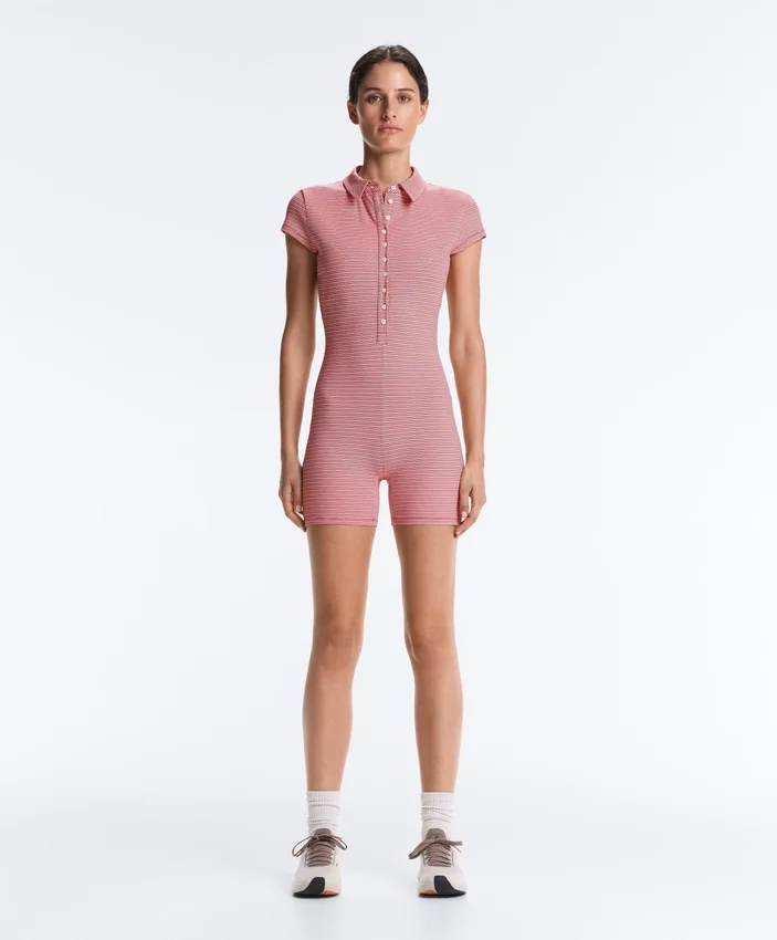 Salopeta de pantaloni scurți Comfortlux cu dungi Salopeta de pantaloni scurți Comfortlux cu dungi
