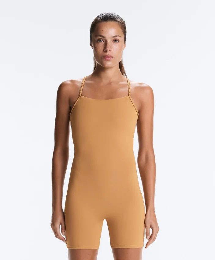 Salopeta scurtă Comfortlux cu bretele împletite Salopeta scurtă Comfortlux cu bretele împletite