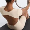 Salopeta scurtă Evermove cu guler pătrat Salopeta scurtă Evermove cu guler pătrat