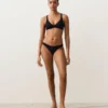 Slip de bikini cu talie înaltă și acoperire medie, cu decupaj în U Slip de bikini cu talie înaltă și acoperire medie, cu decupaj în U