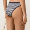 Slip de bikinis clasic cu dungi texturate Slip de bikinis clasic cu dungi texturate