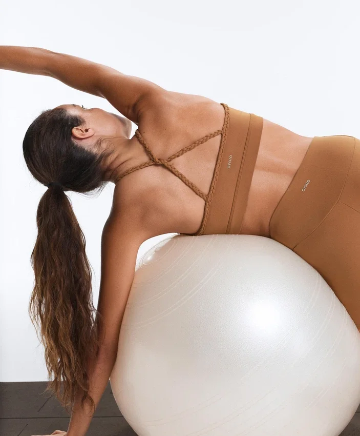 Sutien sport Comfortlux cu susținere medie și împletitură Sutien sport Comfortlux cu susținere medie și împletitură