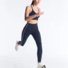 Sutien sport compresiv cu susținere medie și cupe din cauciuc Sutien sport compresiv cu susținere medie și cupe din cauciuc