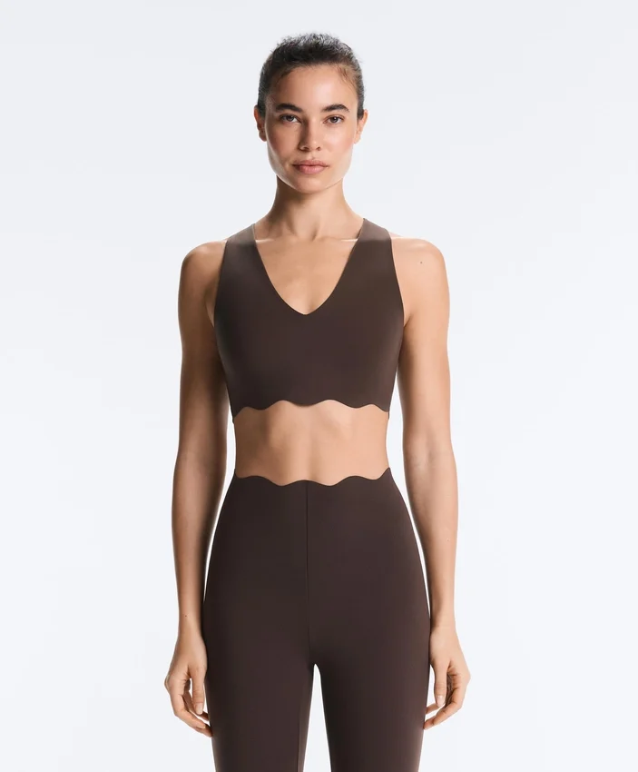 Sutien sport Compressive cu susținere medie și detalii ondulate Sutien sport Compressive cu susținere medie și detalii ondulate