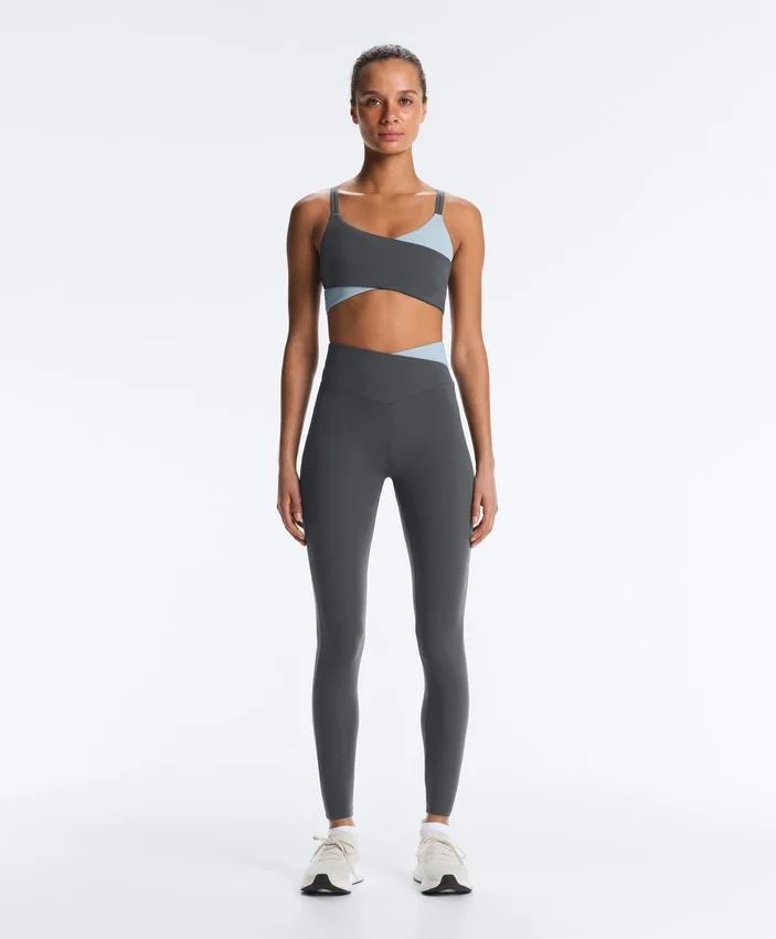 Sutiene sport Comfortlux cu susținere medie Sutiene sport Comfortlux cu susținere medie