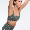Sutiene sport Evermove cu susținere ușoară și imprimeu floral Sutiene sport Evermove cu susținere ușoară și imprimeu floral