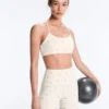 Sutiene sport Evermove cu susținere ușoară și imprimeu floral Sutiene sport Evermove cu susținere ușoară și imprimeu floral