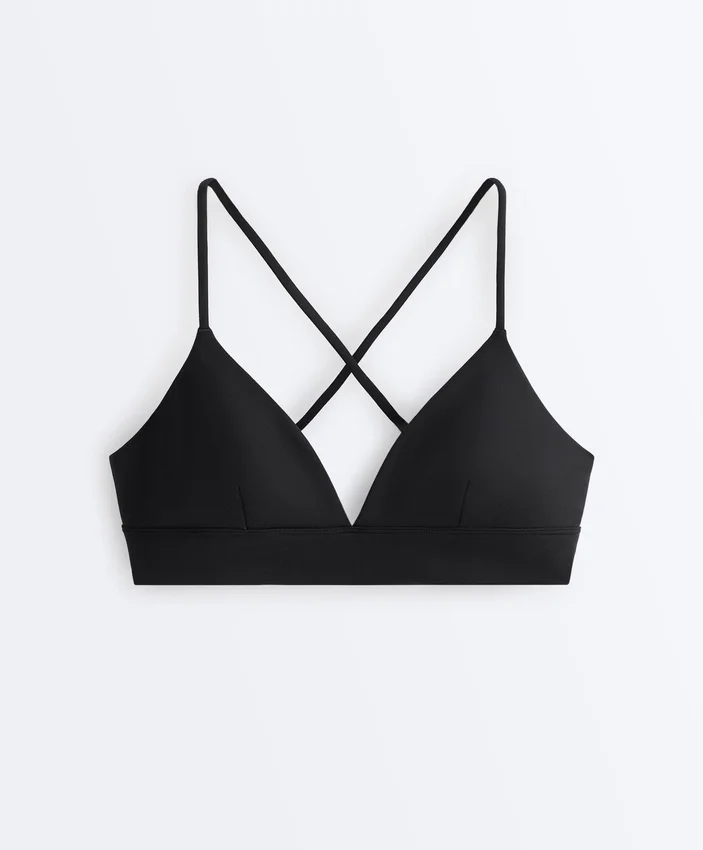 Sutiene sport triunghiular Comfortlux cu susținere ușoară Sutiene sport triunghiular Comfortlux cu susținere ușoară