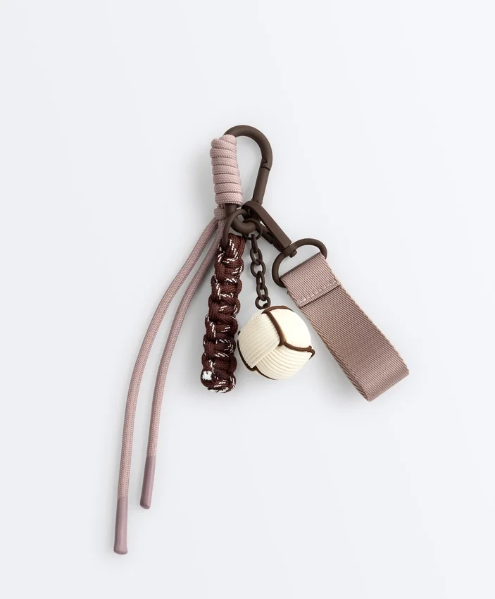 Talismane cu minge de tenis Talismane cu minge de tenis