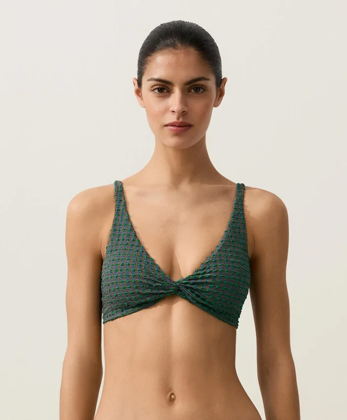 Top de bikini cu gât halter în carouri Top de bikini cu gât halter în carouri