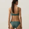 Top de bikini cu gât halter în carouri Top de bikini cu gât halter în carouri