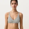 Top de bikini cu guler halter și imprimeu jacquard cu buline Top de bikini cu guler halter și imprimeu jacquard cu buline