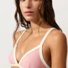 Top de bikini triunghiular cu bordură contrastantă