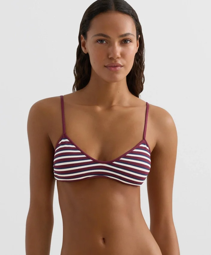 Top de bikini triunghiular cu dungi texturate Top de bikini triunghiular cu dungi texturate