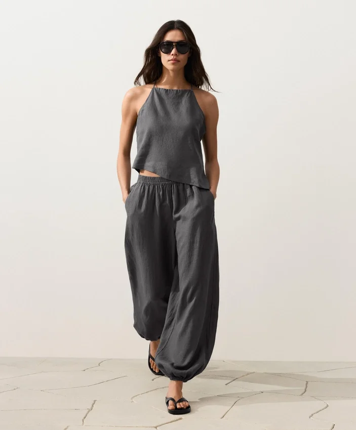 Topuri asimetrică fără mâneci, 100% in Topuri asimetrică fără mâneci, 100% in
