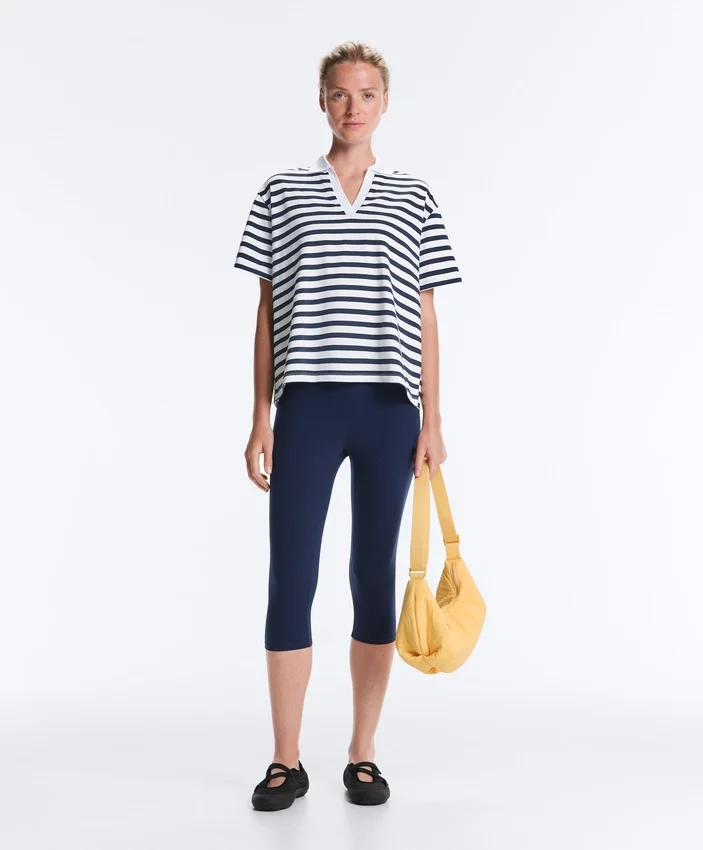 Tricou boxy cu mâneci scurte, guler polo și din amestec de bumbac Tricou boxy cu mâneci scurte, guler polo și din amestec de bumbac