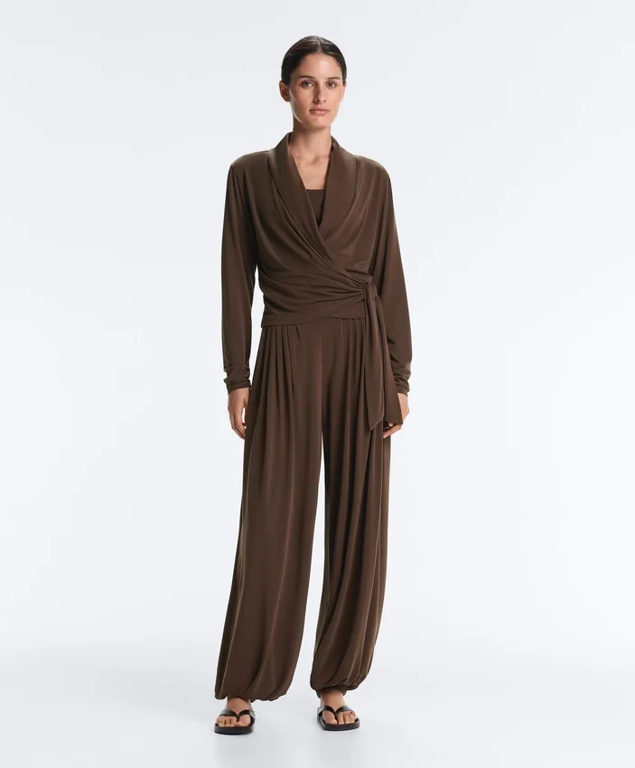 Tricou cu mâneci lungi, croi încrucișat, din amestec de modal Tricou cu mâneci lungi, croi încrucișat, din amestec de modal