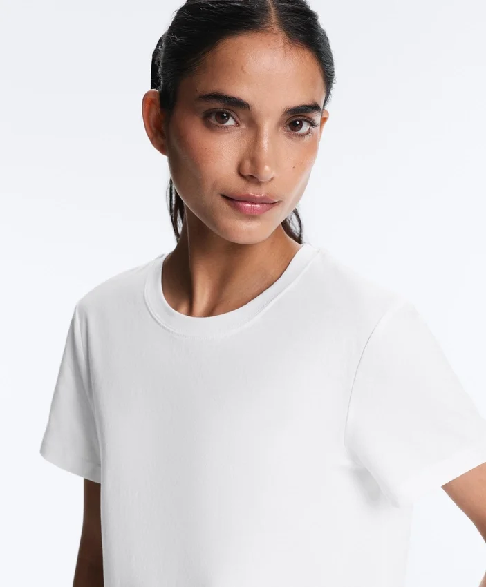 Tricou cu mâneci scurte din amestec de bumbac, croială regular Tricou cu mâneci scurte din amestec de bumbac, croială regular