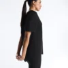 Tricou cu mâneci scurte din amestec de modal, cu tiv rotunjit în spate Tricou cu mâneci scurte din amestec de modal, cu tiv rotunjit în spate