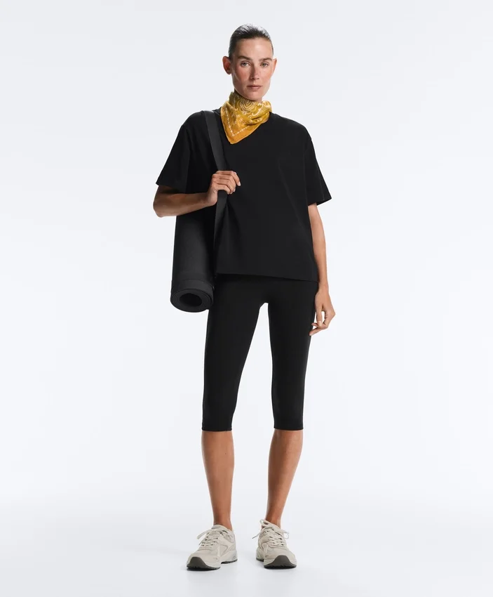 Tricou drept, cu mâneci scurte, din amestec de bumbac Tricou drept, cu mâneci scurte, din amestec de bumbac