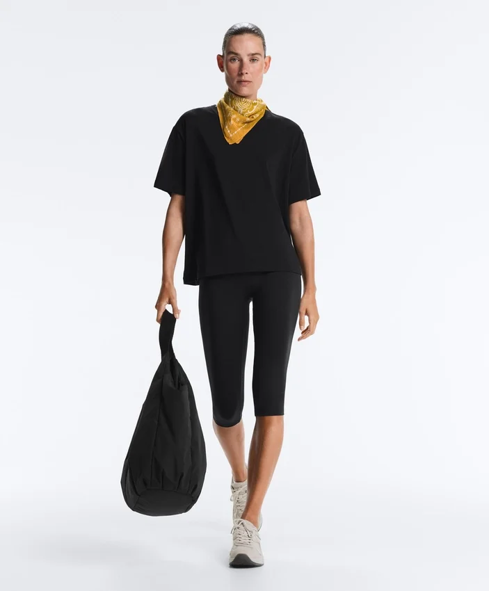 Tricou drept, cu mâneci scurte, din amestec de bumbac Tricou drept, cu mâneci scurte, din amestec de bumbac