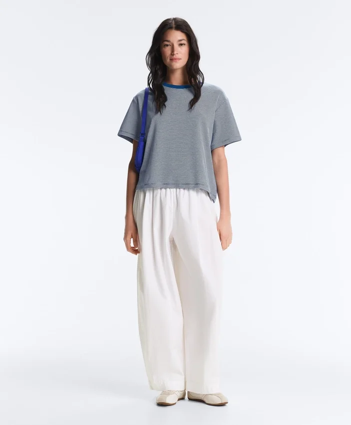 Tricou drept, cu mâneci scurte, din amestec de bumbac, cu dungi Tricou drept, cu mâneci scurte, din amestec de bumbac, cu dungi