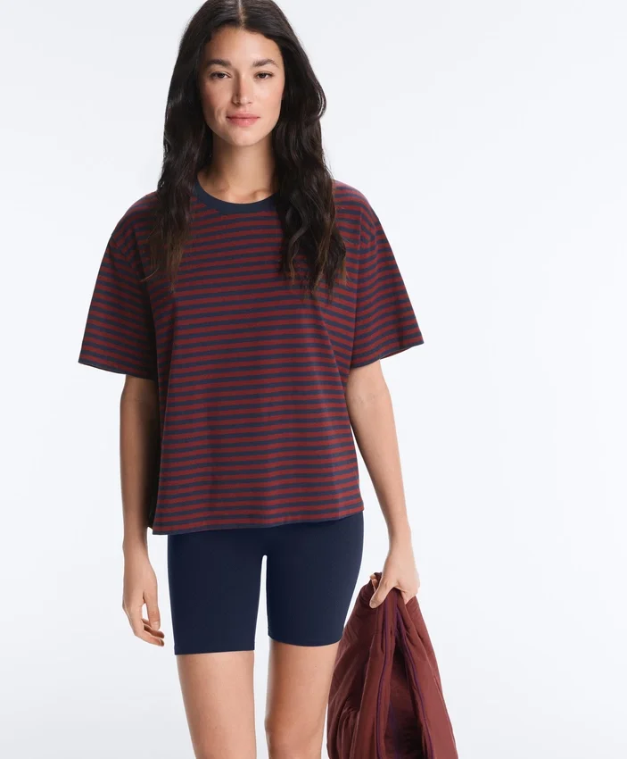 Tricou drept, cu mâneci scurte, din amestec de bumbac, cu dungi Tricou drept, cu mâneci scurte, din amestec de bumbac, cu dungi