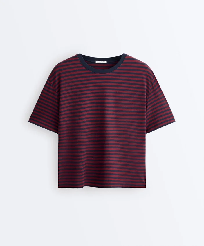 Tricou drept, cu mâneci scurte, din amestec de bumbac, cu dungi Tricou drept, cu mâneci scurte, din amestec de bumbac, cu dungi