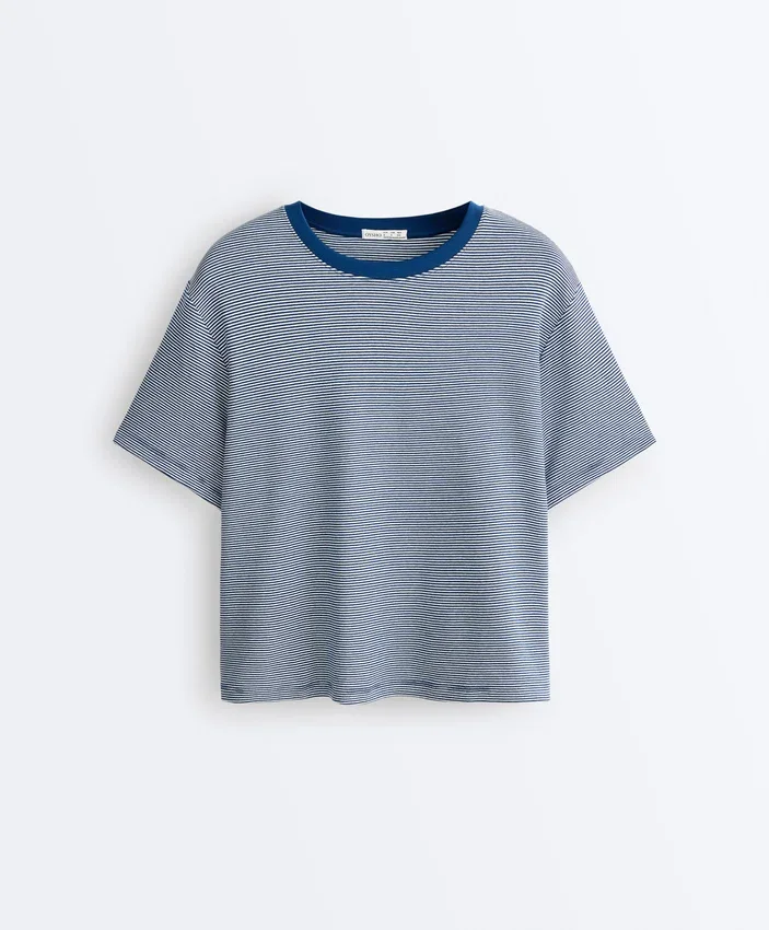 Tricou drept, cu mâneci scurte, din amestec de bumbac, cu dungi Tricou drept, cu mâneci scurte, din amestec de bumbac, cu dungi